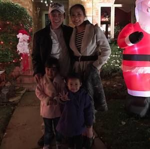 Meet your Posher, Hong